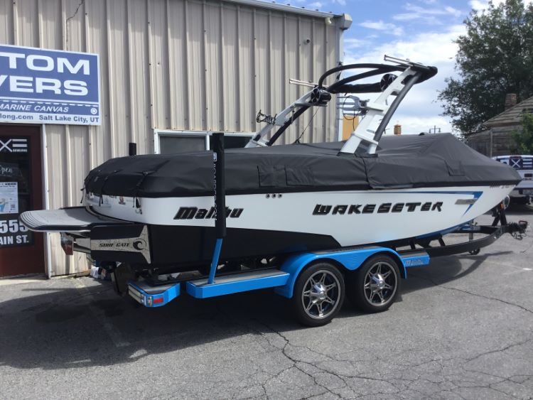 Malibu 23 LSV Wakesetter Cinch Cover 