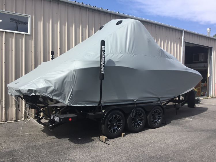 MasterCraft X24 with ZFT8 - ZFT10 tower and factory bimini Double Up Storage Cover