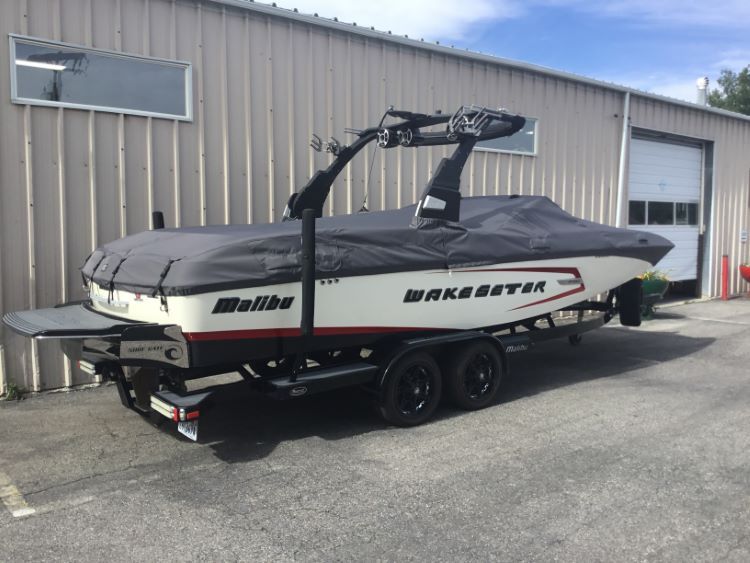 Malibu 24 MXZ With G4 Tower Cinch Cover