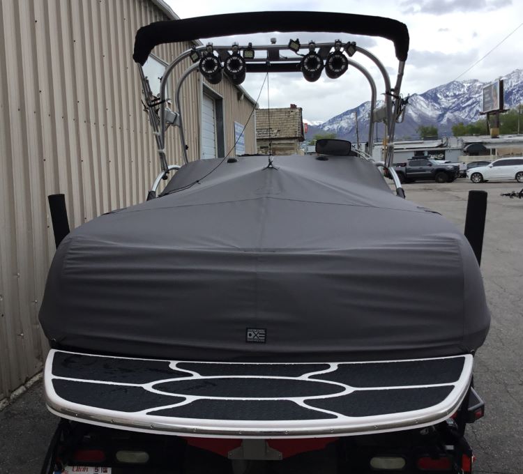 Nautique Air SV211 with FCT 211 Tower Cinch Cover