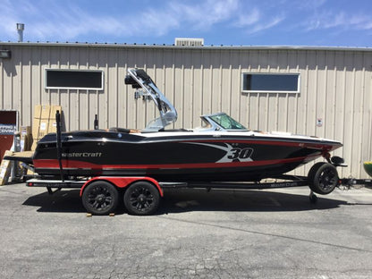 MasterCraft X30 with ZFT4 Tower Double Up Storage Cover
