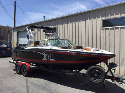 MasterCraft X30 with ZFT4 Tower Double Up Storage Cover