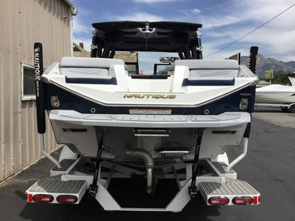 Nautique G25 2 Stage Tele Tower