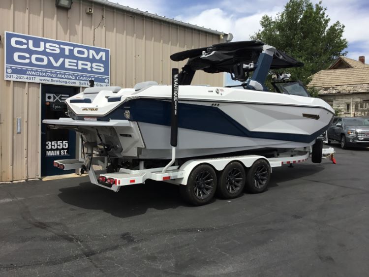 Nautique G25 2 Stage Tele Tower