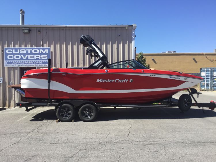 MasterCraft X24 with zft8/zft10 Tower Double up Storage Cover