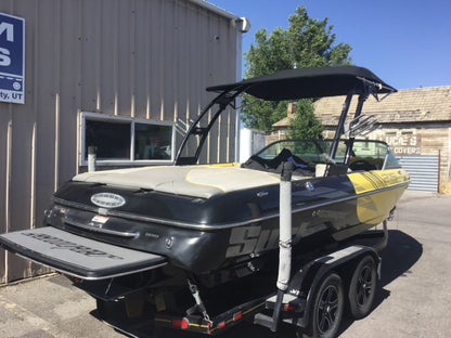 Sanger V215 Surf with S5 Narrow Tower Folding Canopy top
