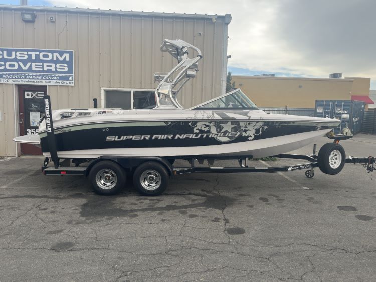 Nautique 210 Flight Control Tower Folding Canopy Top