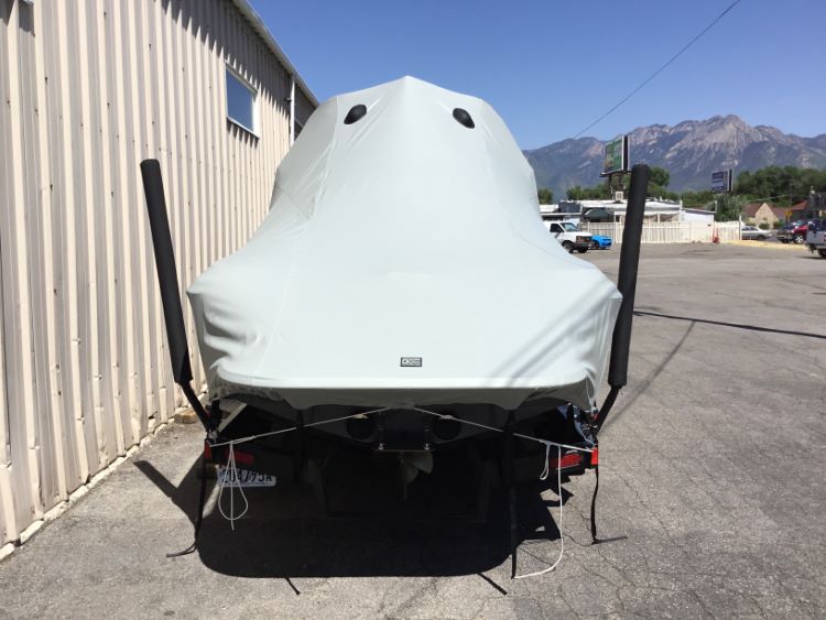 Centurion Avalanche With Evo2 tower and no bimini Double Up Storage Cover