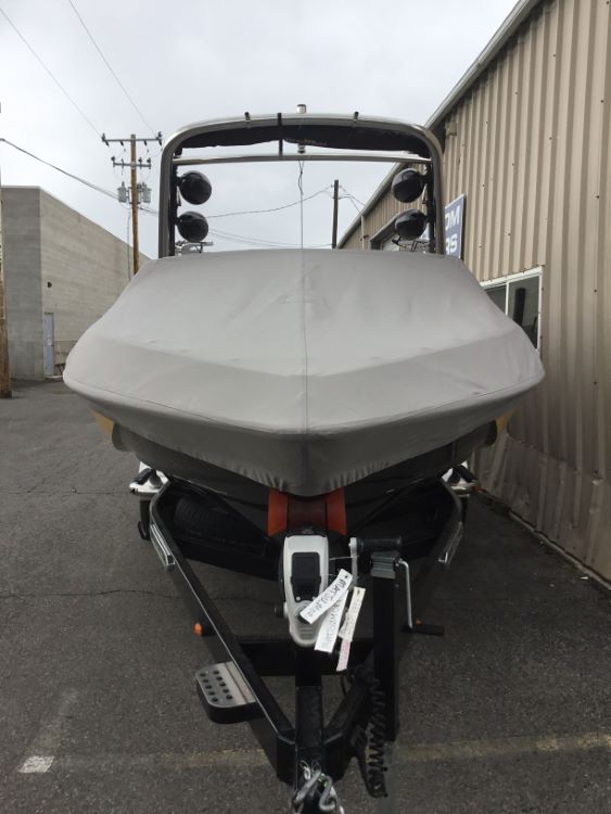 Malibu 23 LSV Wake Setter Cinch Cover 