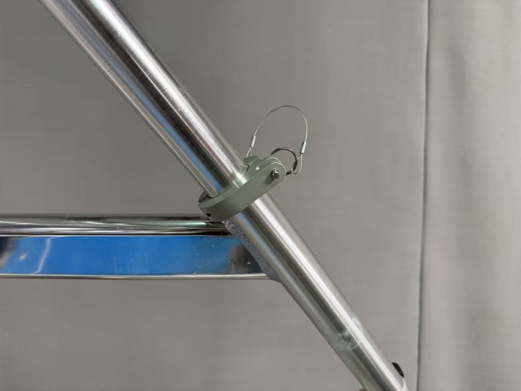 Malibu Wakesetter with Skylon Swoop tower Folding Canopy Top