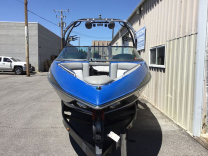Supra 242 Launch with Progressive Tower Cinch Cover