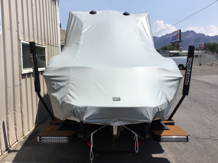 Malibu Wakesetter 23 MXZ with G5 Tower Double Up Storage Cover