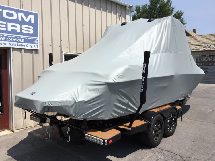 Malibu Wakesetter 23 MXZ with G5 Tower Double Up Storage Cover