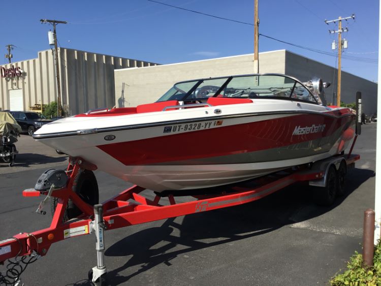 MasterCraft X25 with ZFT4 Tower TD Ratchet Cover