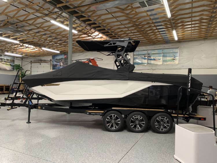 Nautique G23 Manual Tower Cinch Cover