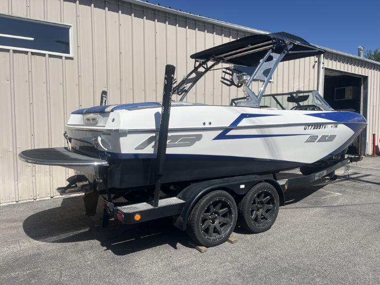 MB Forward facing Tower Folding Canopy Top