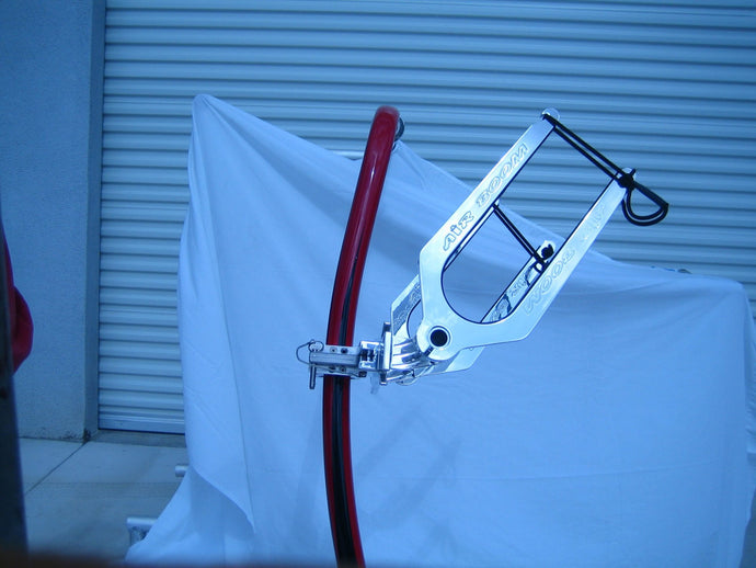 Airboom 360 Swivel Kneeboard Rack – OnlyInboards.com