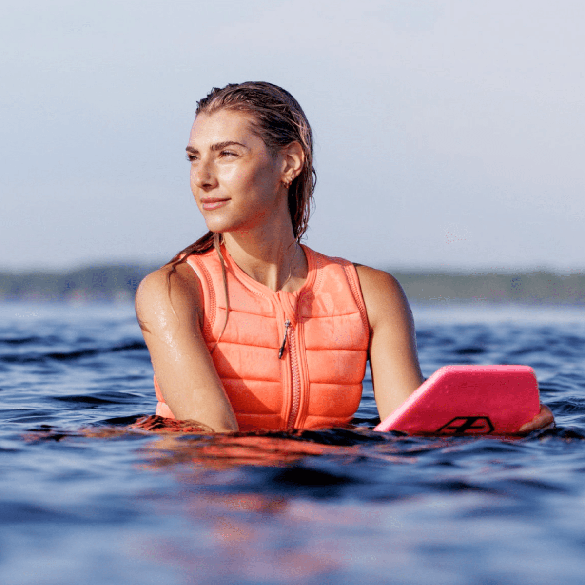 Follow Total Ladies Comp Wake Vest in Melon