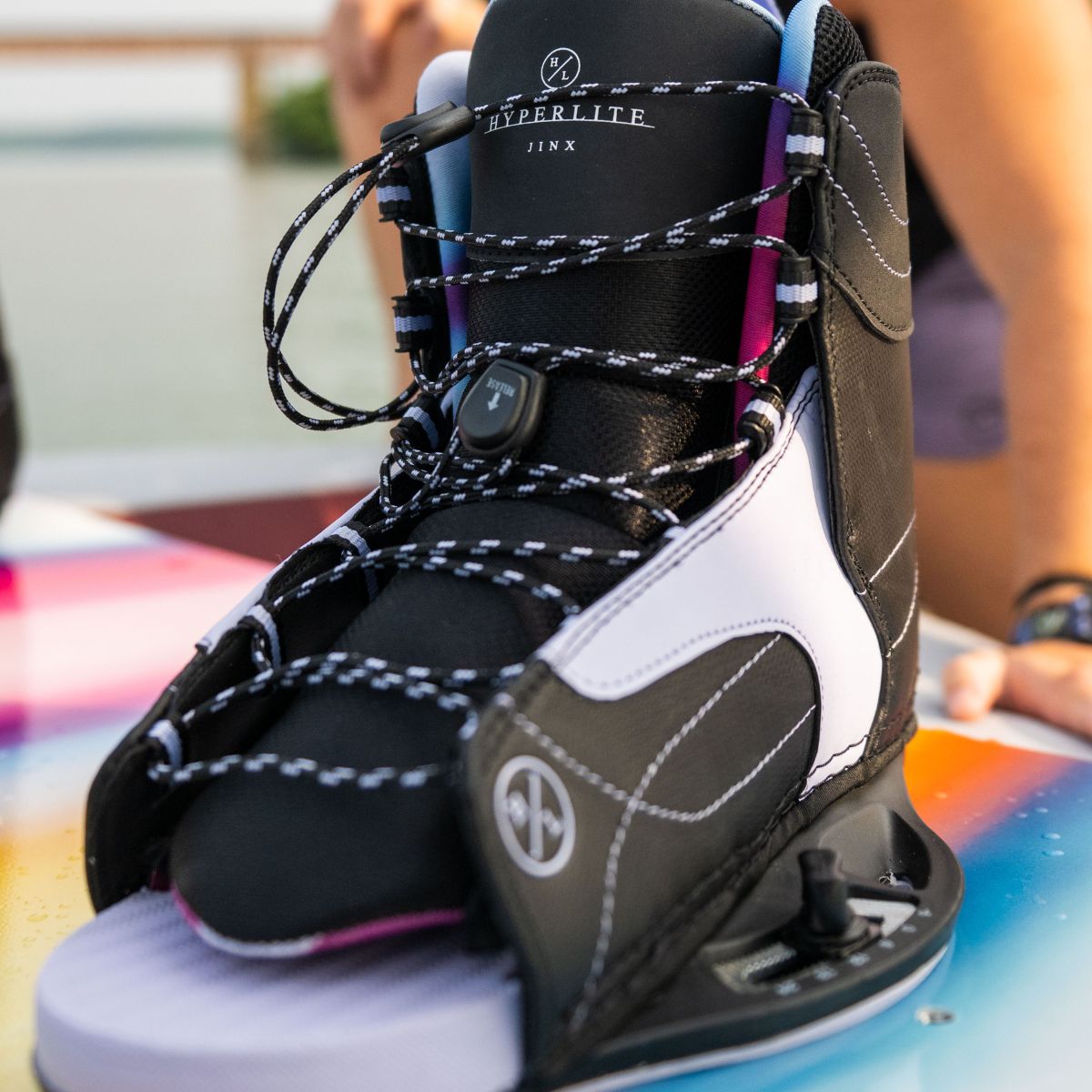 Hyperlite Jinx Girls Wakeboard Bindings 2026