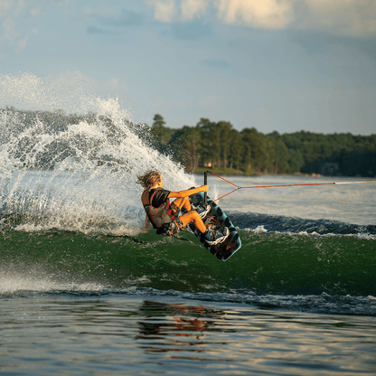 Hyperlite Murray Jr w/Remix Kids Wakeboard Package 2025