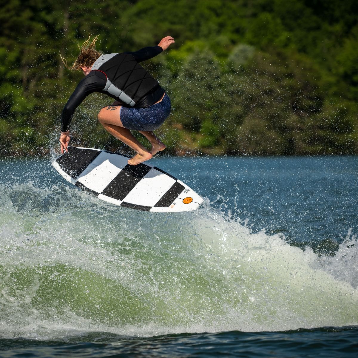 Hyperlite Smoke Wagon Wakesurf Board 2026