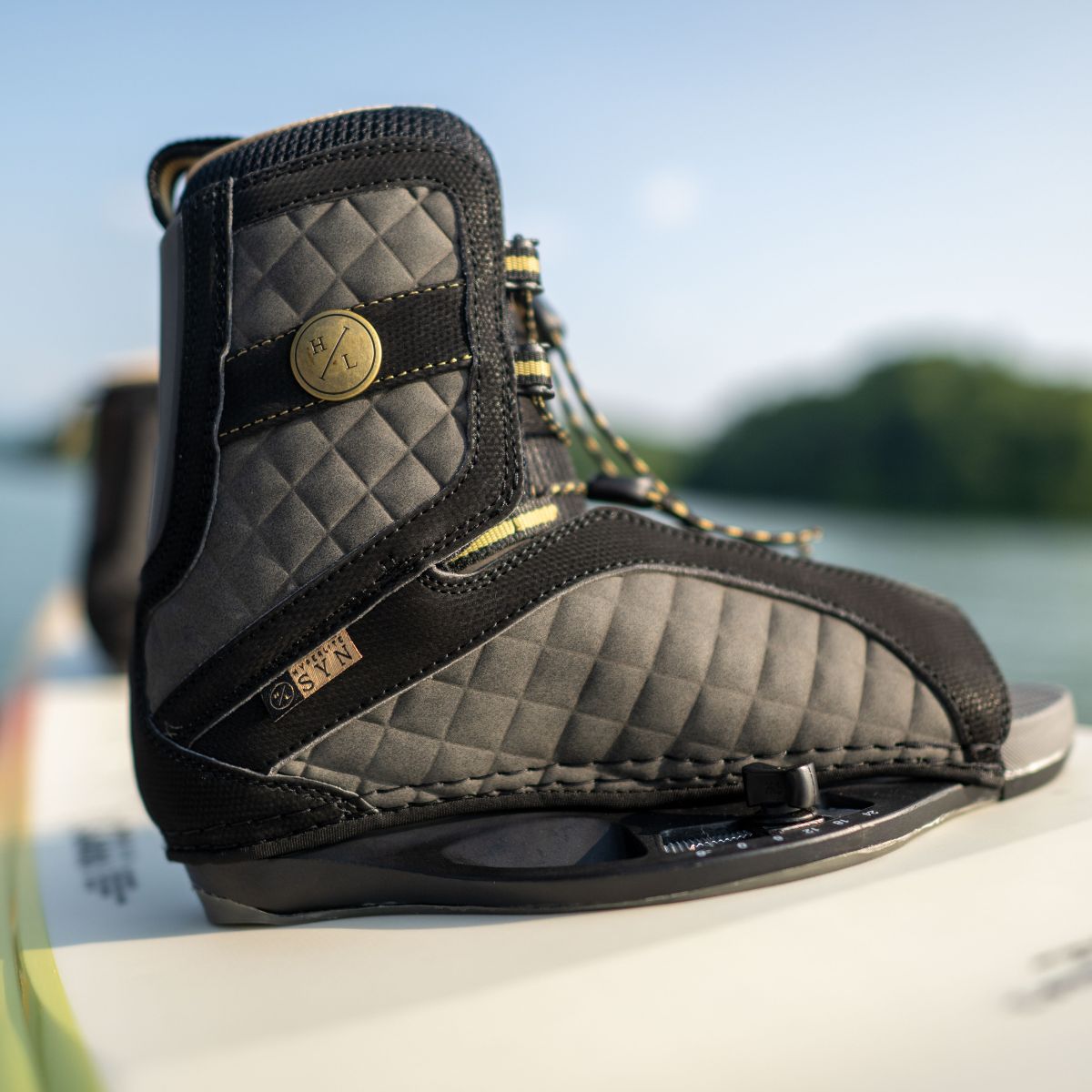 Hyperlite Syn Wakeboard Bindings 2026
