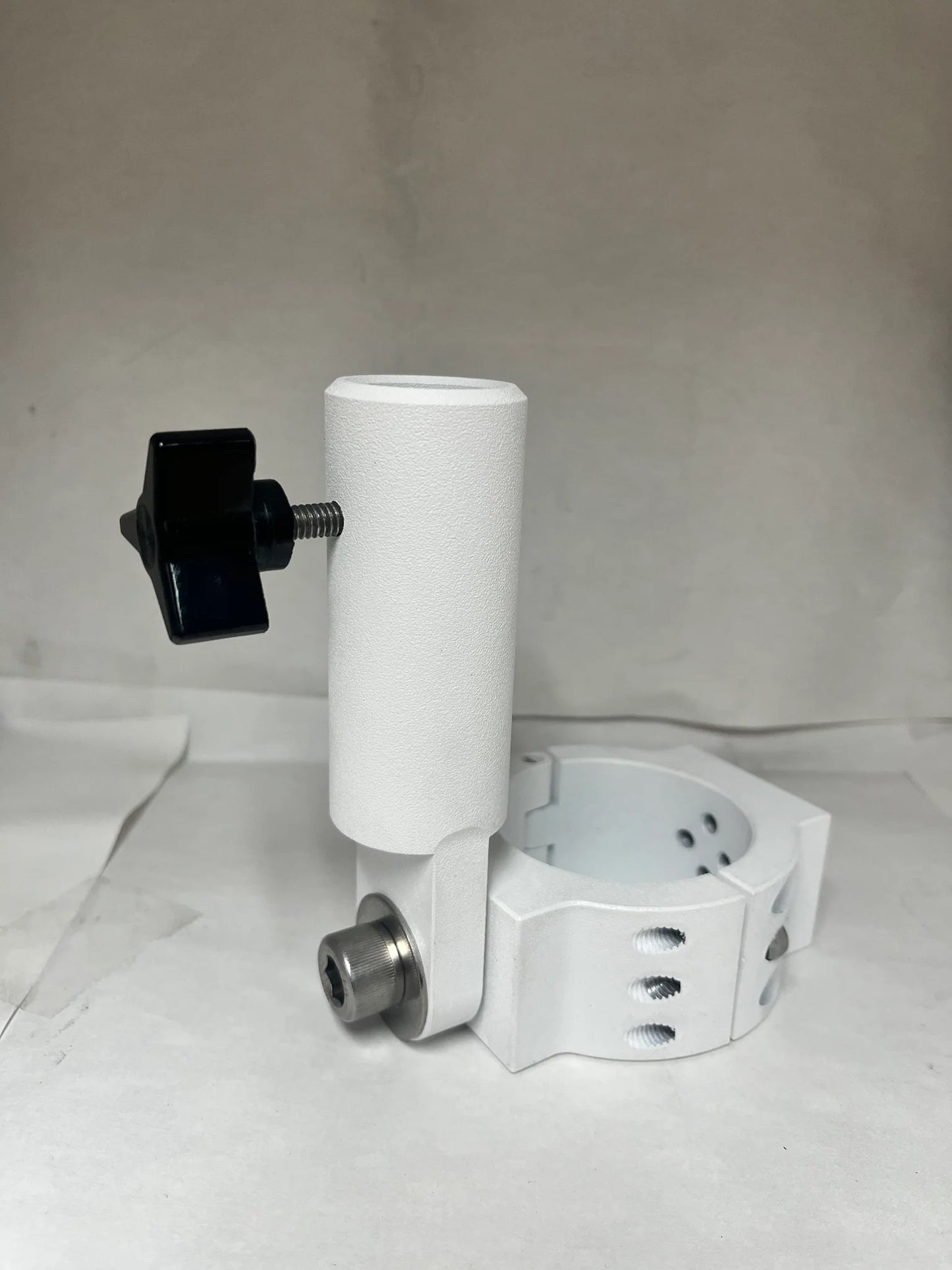 Flag Holder for 1.75 - 2" Tubing (Pull Point Option)